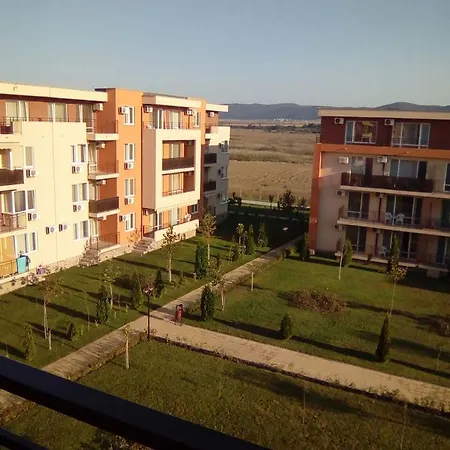 Fort Noks Orchid Studio Apartament *